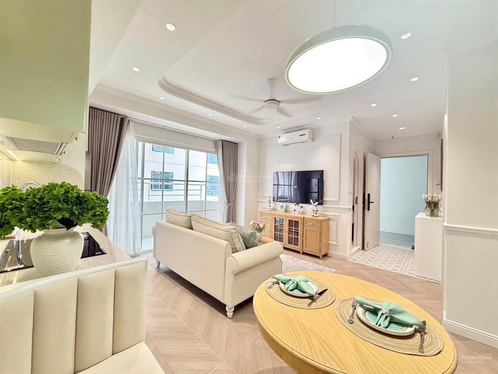 Giá 2 tỷ 980 full nội thất đẹp tại tòa oc2a mường thanh viễn triều