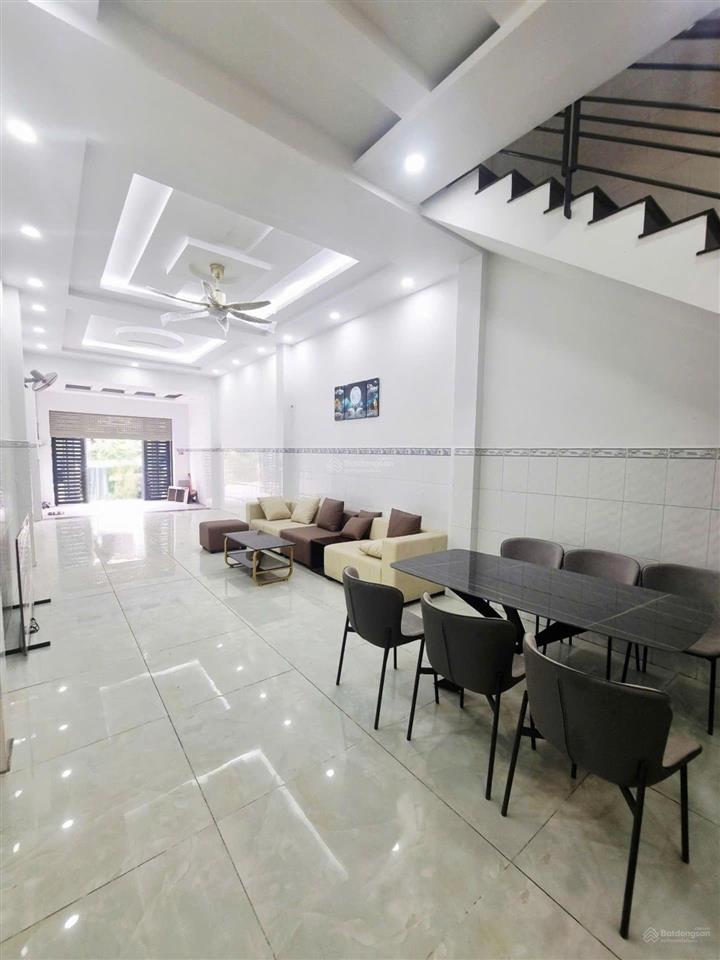 Nhà đẹp 3 tầng 4x20m hẻm xe hơi sát mặt tiền lâm thị hố p. trung mỹ tây quận 12