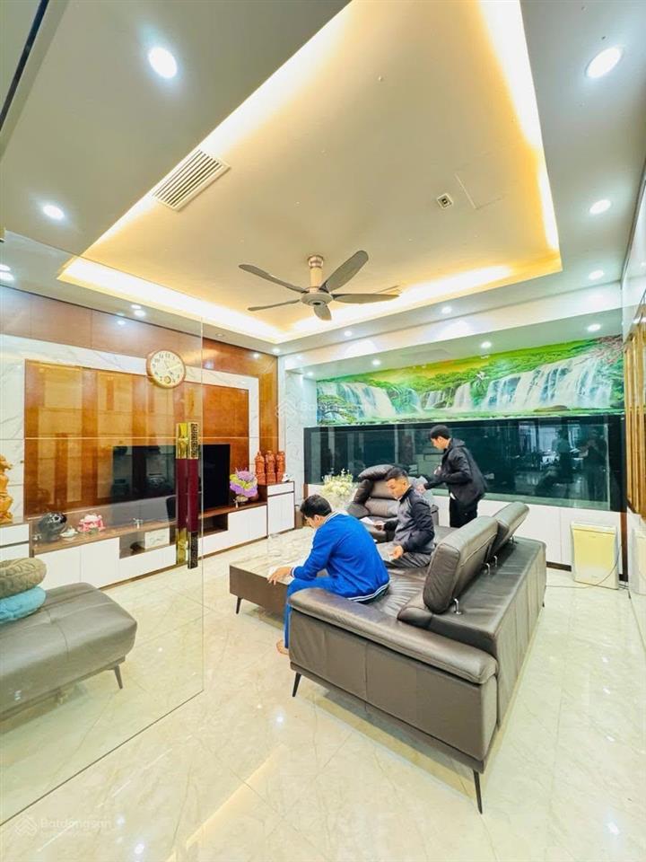 Siêu phẩm phân lô vương thừa vũ lô góc 3 mặt thoáng ô tô tránh đất quân đội vip