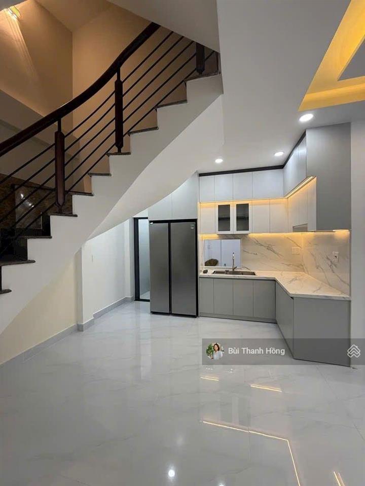 Bán nhà nguyễn thị thập, quận 7, 4 lầu, 6 pn, nhỉnh 9 tỷ, cạnh siêu thị go