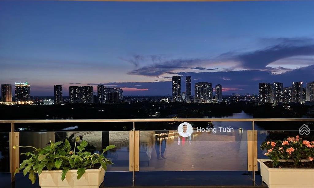 Xuất cảnh cần bán ch riverpark premier, dt 136m2 3pn, giá 14.5 tỷ. 0912 976 ***