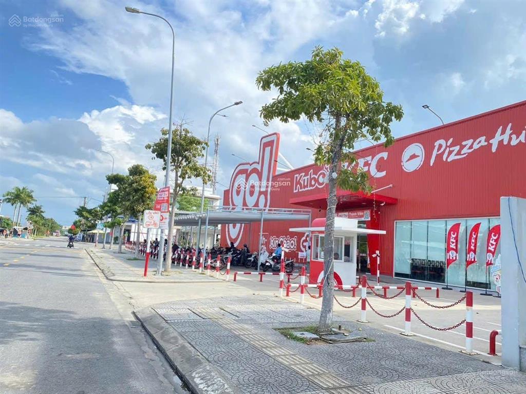 Bán nhanh lô đất sau siêu thị go giá chỉ 8xx triệu, vị trí đi làm quá tiện