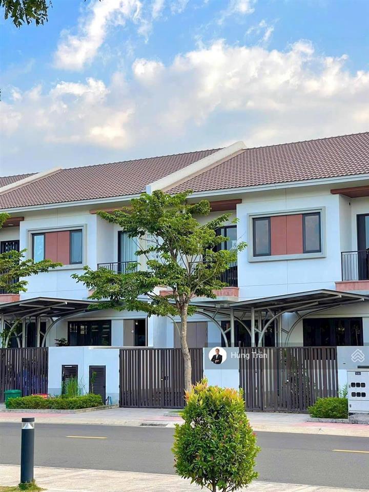 Bán ngộp nhà 2 tầng sun casa central 100m2 giá chỉ 2 tỷ 850, sổ sẵn công chứng ngay