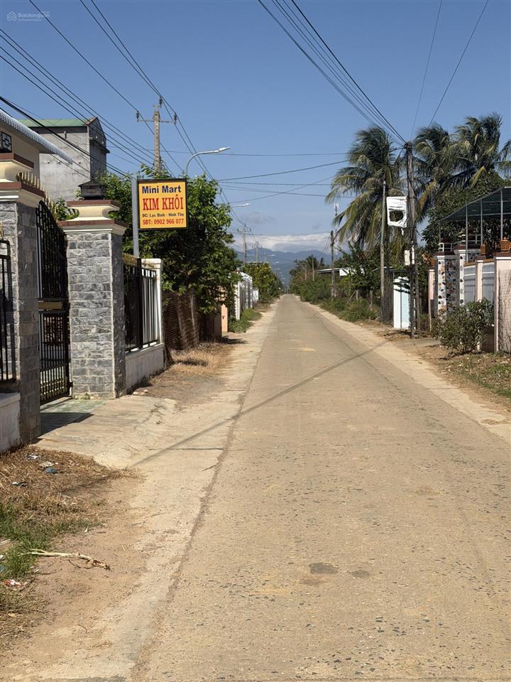 Chính chủ cần tiền bán nhanh lô đất đường thôn lạc bình trung tâm xã bắc ninh hoà giá chỉ 3 tr/m2