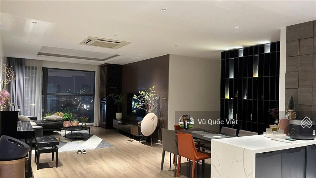 Chủ nhà gửi bán căn hộ 3pn 2vs 125m2 tại chung cư flc 265 cầu giấy giá rất tốt
