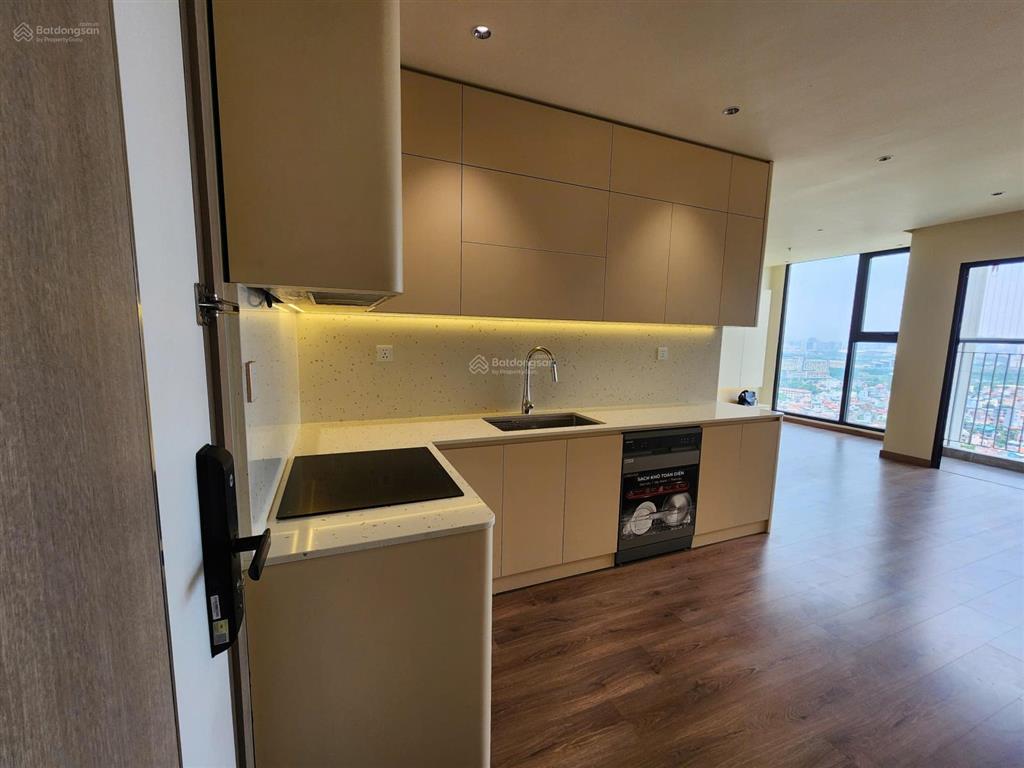 Chính chủ bán ch 2pn + 1 góc 63m2 4,5 tỷ tòa imperia kđt vinhomes smart city