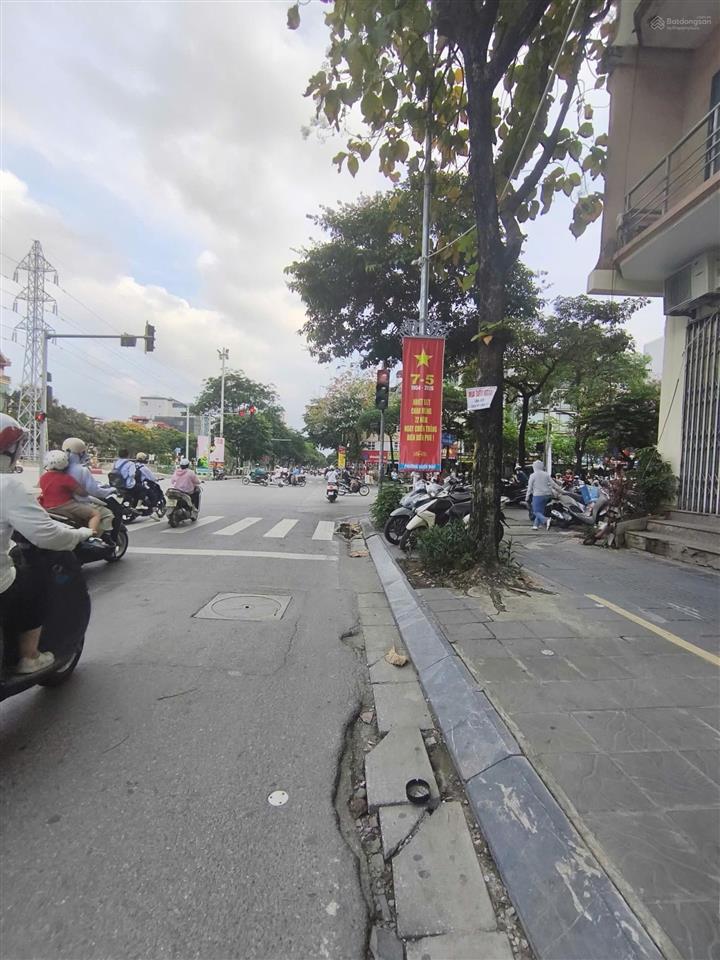 Bán gấp nhà mp thanh nhàn 57m2, phân lô, 1 mặt phố 1 mặt ngõ ô tô tránh, sổ đỏ chính chủ