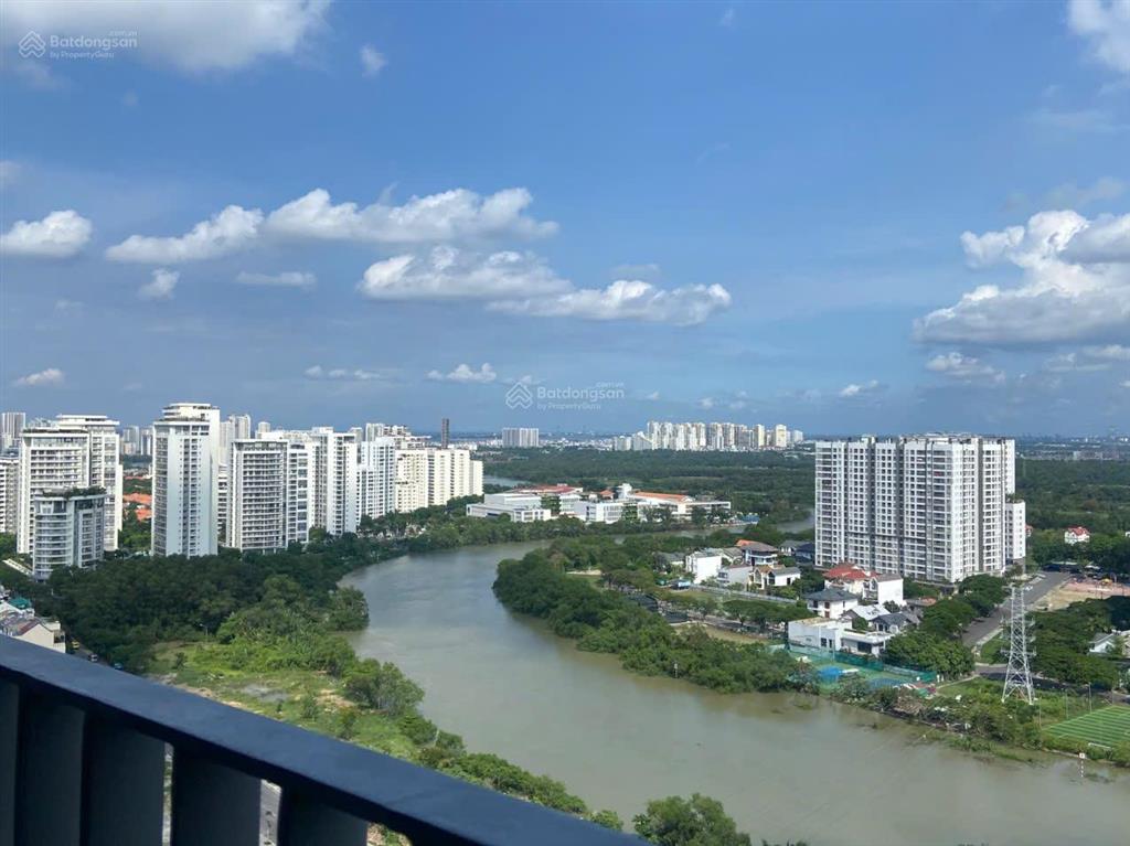 Chỉ với 5,5 tỷ có ngay căn hộ lavida plus, 2pn, full nội thất ngay đầu phú mỹ hưng 0908 155 ***