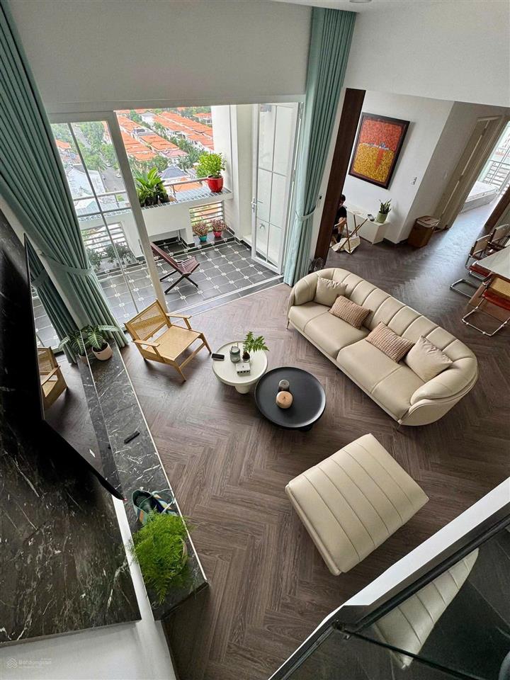 Bán căn hộ penthouse park view 264m2, nội thất cao cấp ngay nguyễn đức cảnh, quận 7