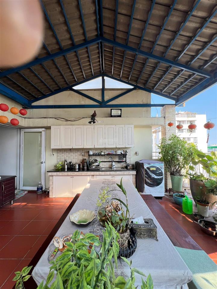 Bán gấp penthouse sky garden 3 giá tốt thị trường 11,5 tỷ, 196m2, 3pn, 3wc. 0906 710 ***