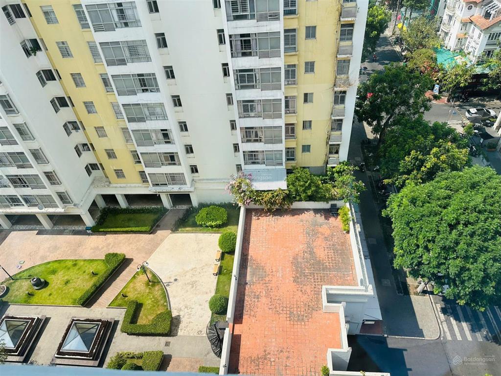 Cần bán gấp căn góc lầu cao sky garden 2 giá tốt thị trường