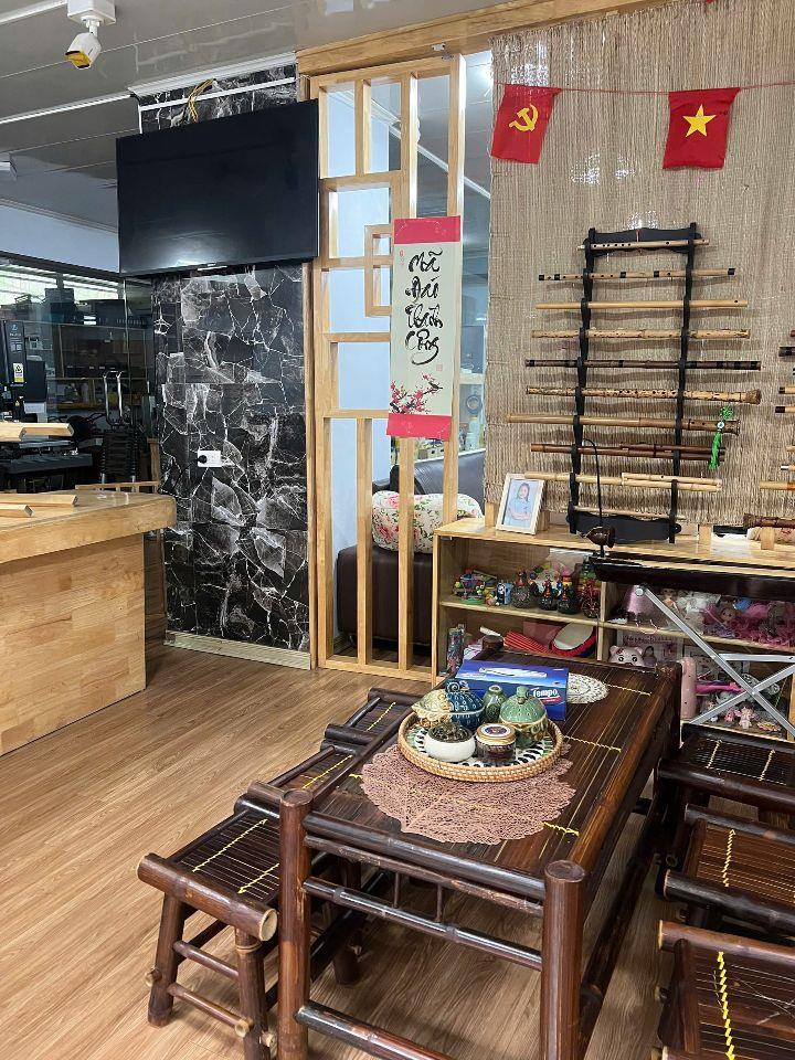 Bán Nhà Lô Góc Trần Quốc Hoàn 65/100m² - MT 10m - Ô Tô Tránh - 29.5 Tỷ. 0916279645