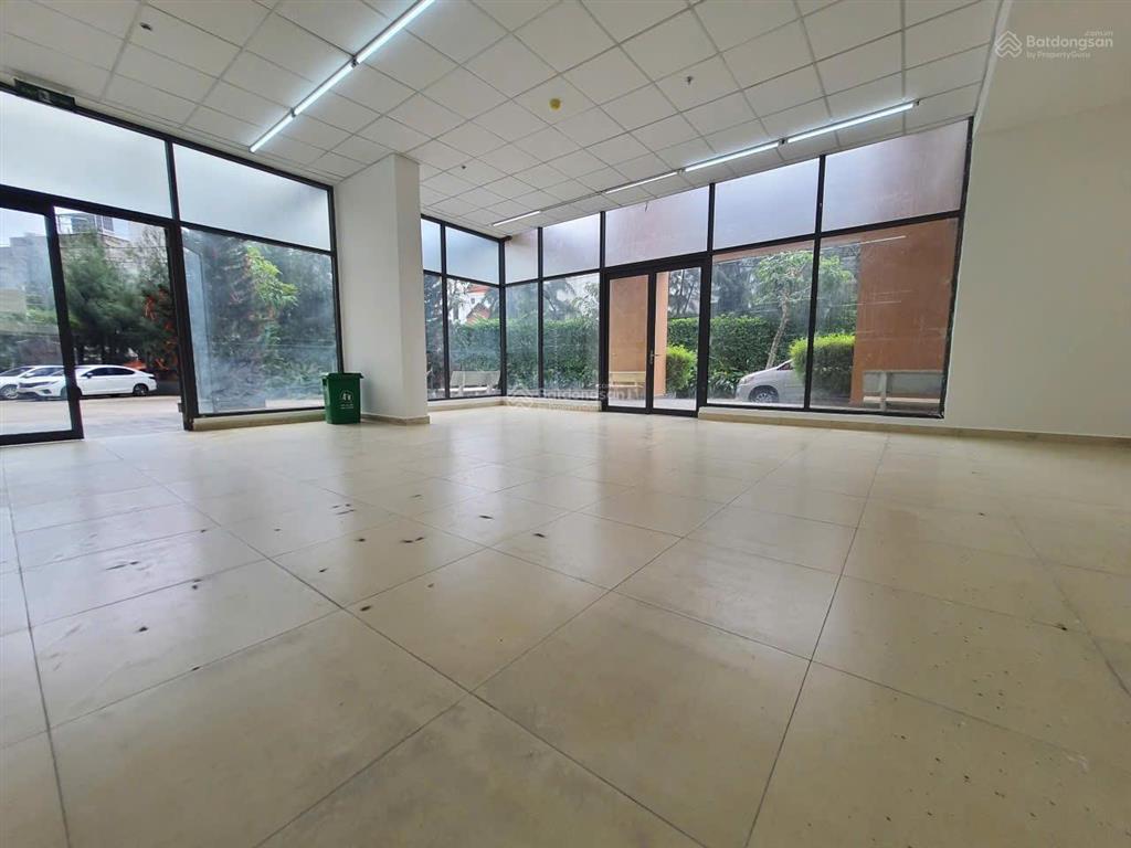 Bán gấp 230 m2 sàn tầng trệt thủ thiêm garden, liên phường, sổ đỏ tháng 10.2025