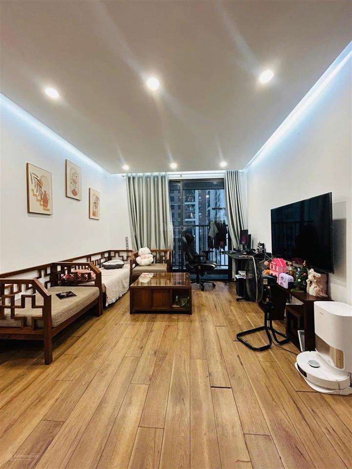 Bán căn hộ 2 ngủ cc 6th elements tầng trung view starlake nội thất xịn sò 9,7 tỷ