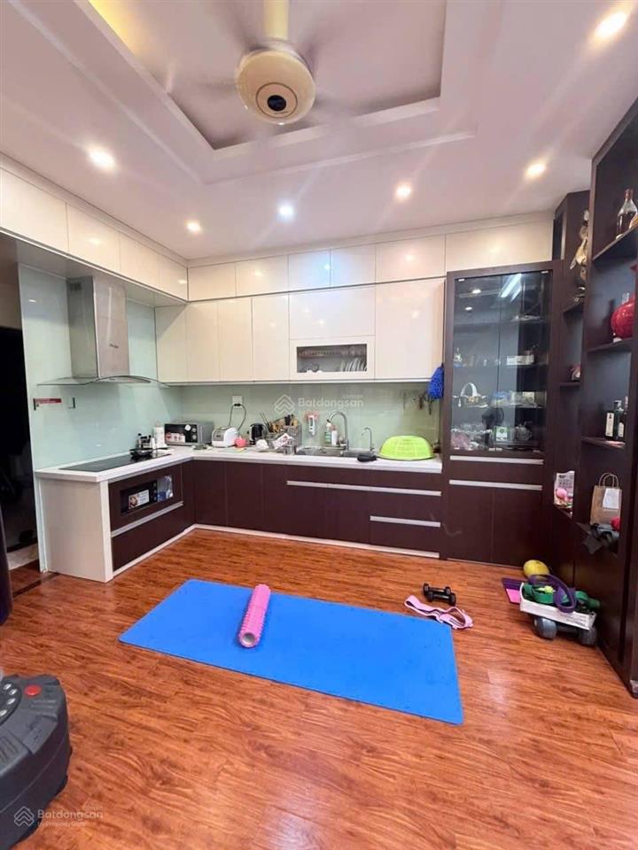 Phân lô ô tô tránh ba đình, 81m2 mt 4.8m 32 tỷ