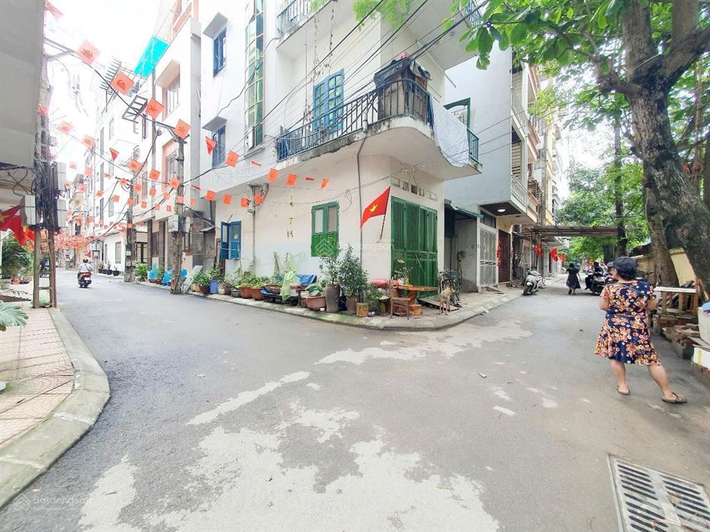 Bán gấp nhà phân lô hồ tùng mậu 55m x 5 tầng ô tô tránh dừng đỗ ngày đêm giá nhỉnh 12 tỷ