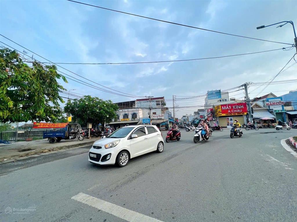 Bán đất mặt tiền kinh doanh đường hương lộ 7, ngay ngã 4 lớn phường tân triều