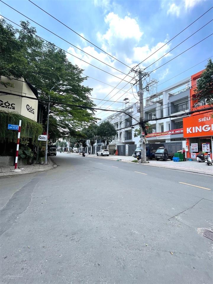 Mt lâm thị hố đối diện kdc hiệp thành city. 4*20 c4 gác lửng 79m2. 6,55 tỷ