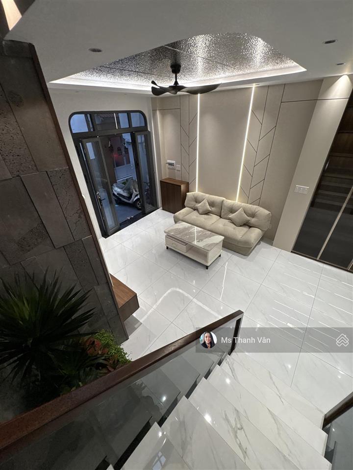 Chính chủ bán nhà sân rộng phạm văn chí 6ty280 nhà đẹp kiểu châu âu ở liền sổ hồng riêng 0938 295 ***