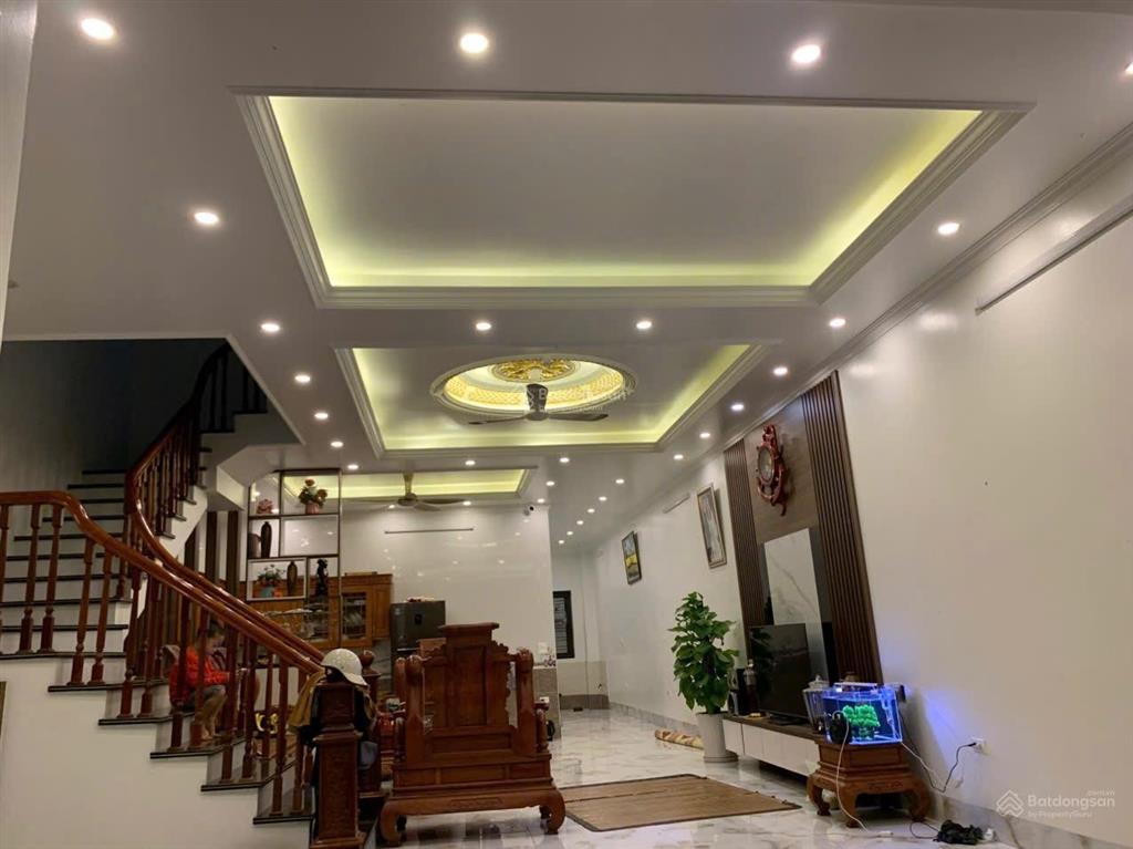 Bán nhanh nhà 2 tầng còn mới ngọc sơn kim bảng hà nam!