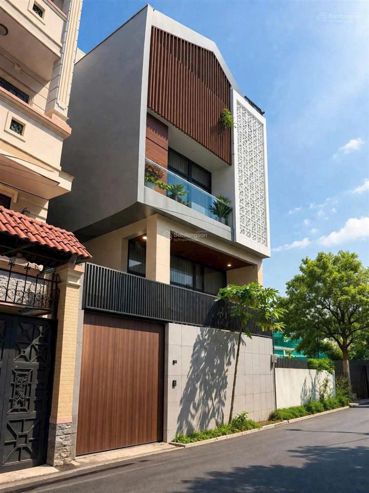 Siêu phẩm trần não ngang 16 x 16m cn 212m2 về 48 tỷ