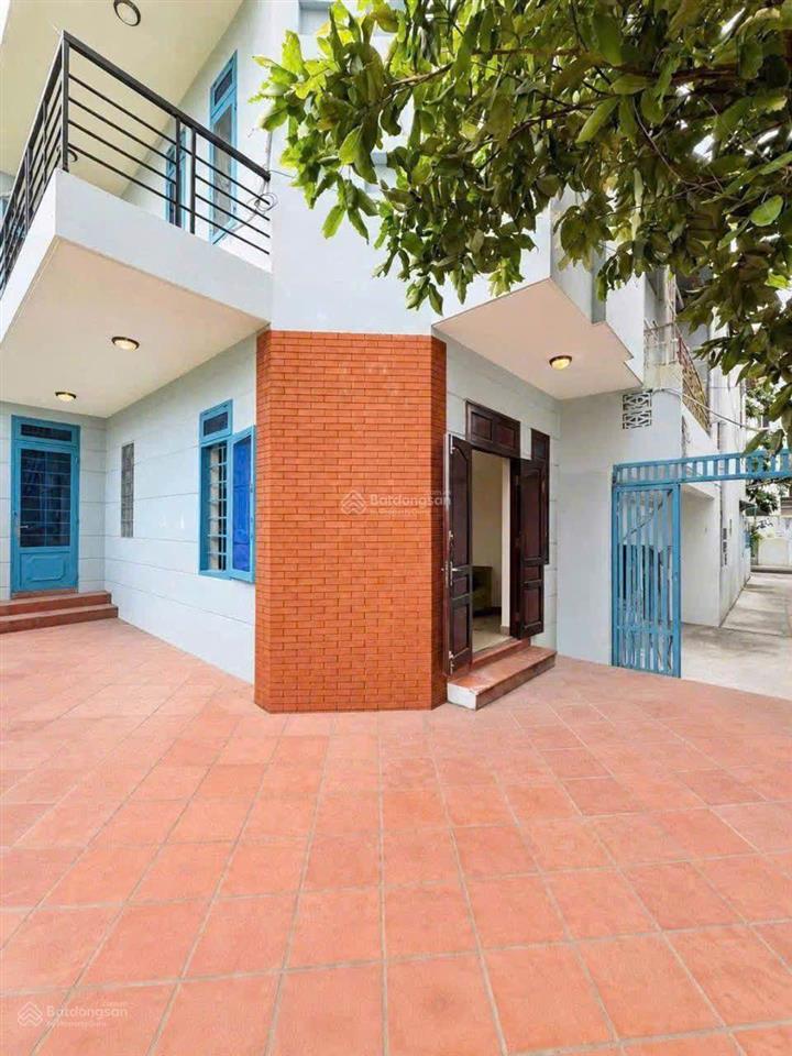 Villa mini tân bình view harmona 99m nở hậu hiếm 3 tầng chỉ 8,8 tỷ tl