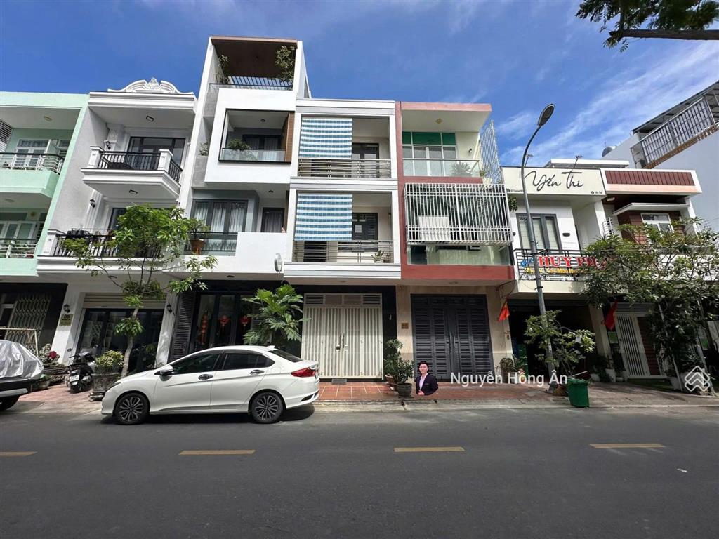 Hàng hiếm nhà 3 tầng kđt lê hồng phong 2 dt 64m2 sổ đỏ hoàn công, nội thất hiện đại, giá 7,75 tỷ