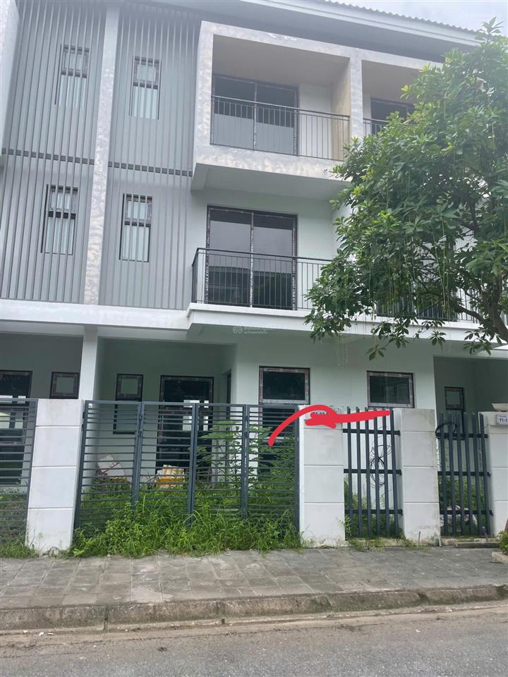 Nhà đẹp 2 mặt thoáng an cư chuẩn singapore tại beomes vsip chỉ 4 tỷ 050!