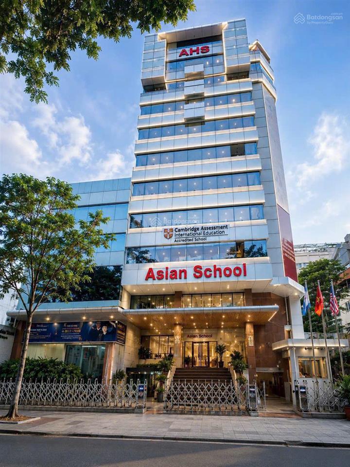 Chuyển nhượng khách sạn 5* mt phạm ngọc thạch, quận 3. 2 hầm 13 tầng 233 phòng dt 15.569m2