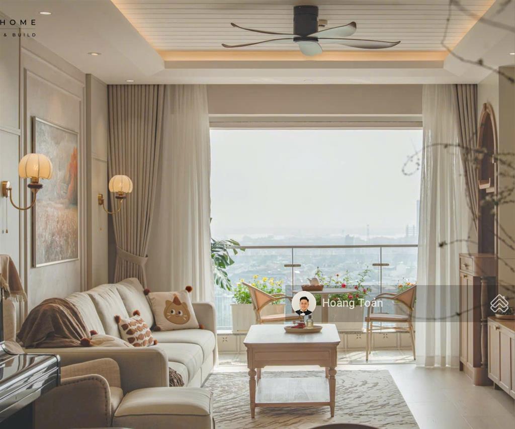 Bán gấp căn hộ garden court 2 pmh, q7. dt 145m2, 3pn. giá 14 tỷ. 0947 800 *** em toản