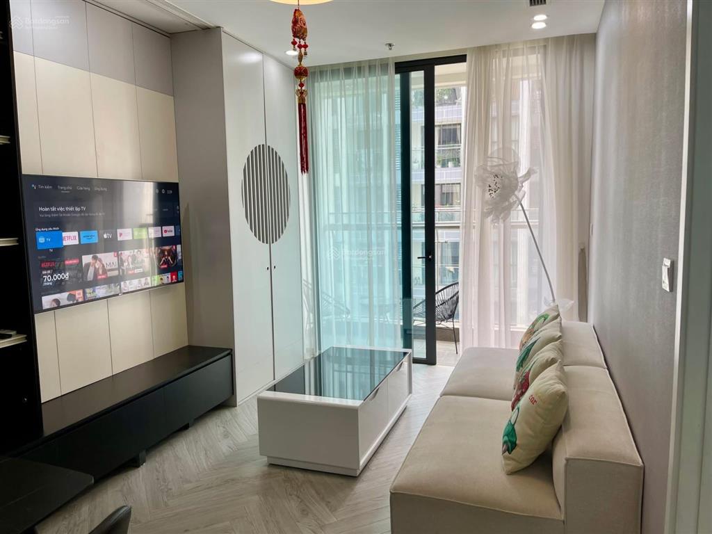 Bán nhanh căn 2pn2wc vinhomes symphony. dt 71m2 giá 6,4 tỷ. nhà mới hoàn thiện
