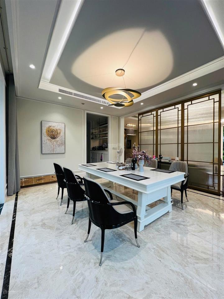 Bán biệt thự saroma sala 550m2, giá chỉ 500 tỷ