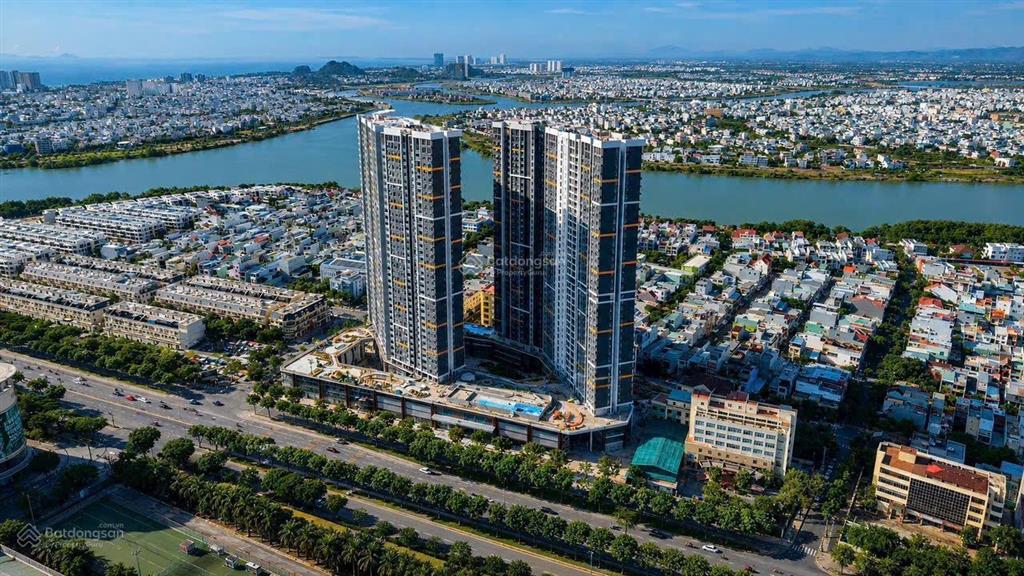 Căn hộ 2pn tầng cao view pháo hoa tại masteri rivera đà nẵng view đà nẵng downtown giá 5 tỷ 5