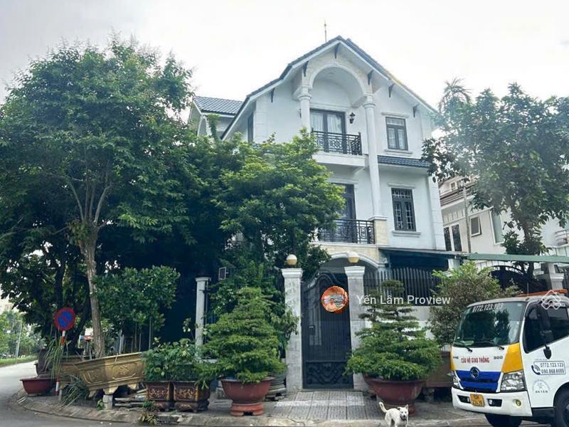 Bán biệt thự 2mt dương văn an, an khánh, 12x20m, 1 hầm + 3 tầng, 4pn, giá 85 tỷ