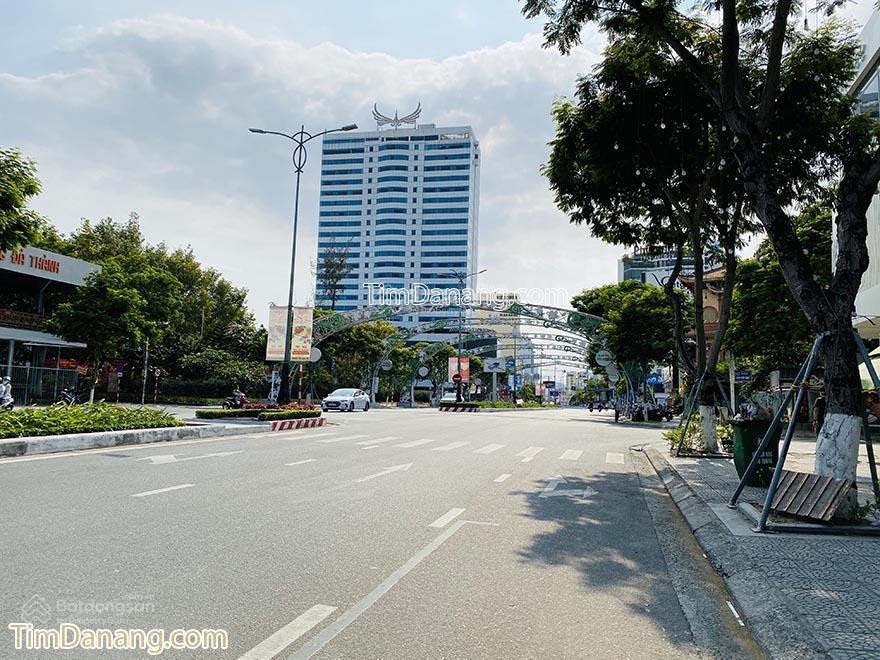 Bán 3 lô liên kề nguyễn văn linh trung tâm tp đà nẵng có nhà dang cho thuê doanh thu cao