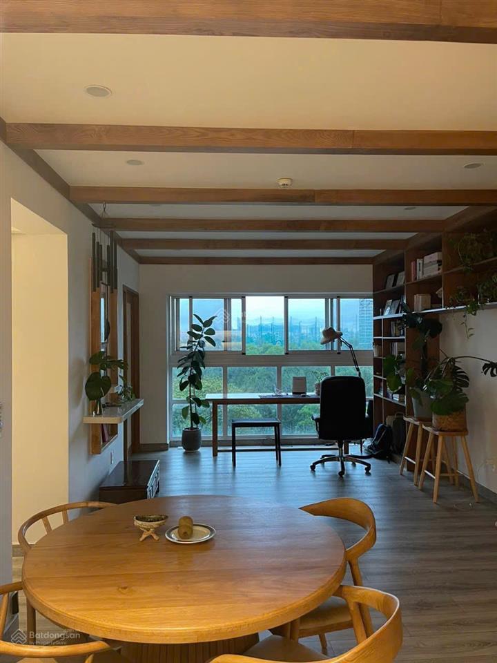 Bán cc happy valley, 9,6 tỷ, 100m2, 2pn + 2wc + bếp, giá ưu đãi tốt