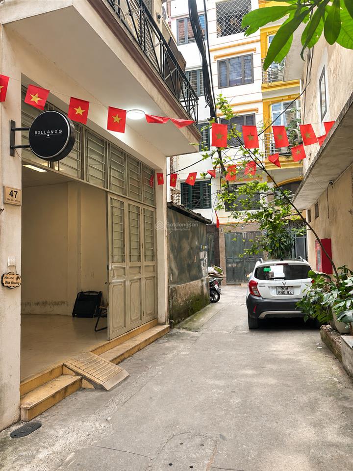 Bán nhà phân lô ngõ 167 tây sơn đại học công đoàn. ngõ thông ô tô vào nhà, đang cho thuê gần 30t