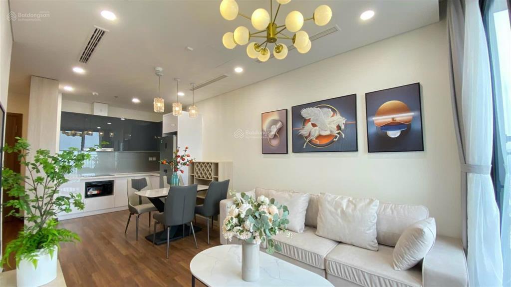 Hạ giá bán nhanh căn 2n 70m full nt tầng cao view thoáng giá tốt mipec rubik 360