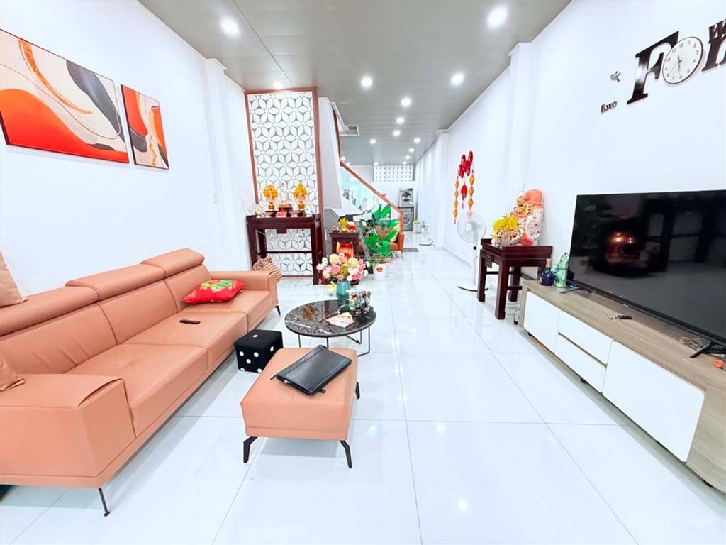 Bán nhà riêng 2pn, 3wc, 80m2, nhỉnh 6 tỷ, tại trịnh đình trọng, p. hòa thạnh, q. tân phú, hcm