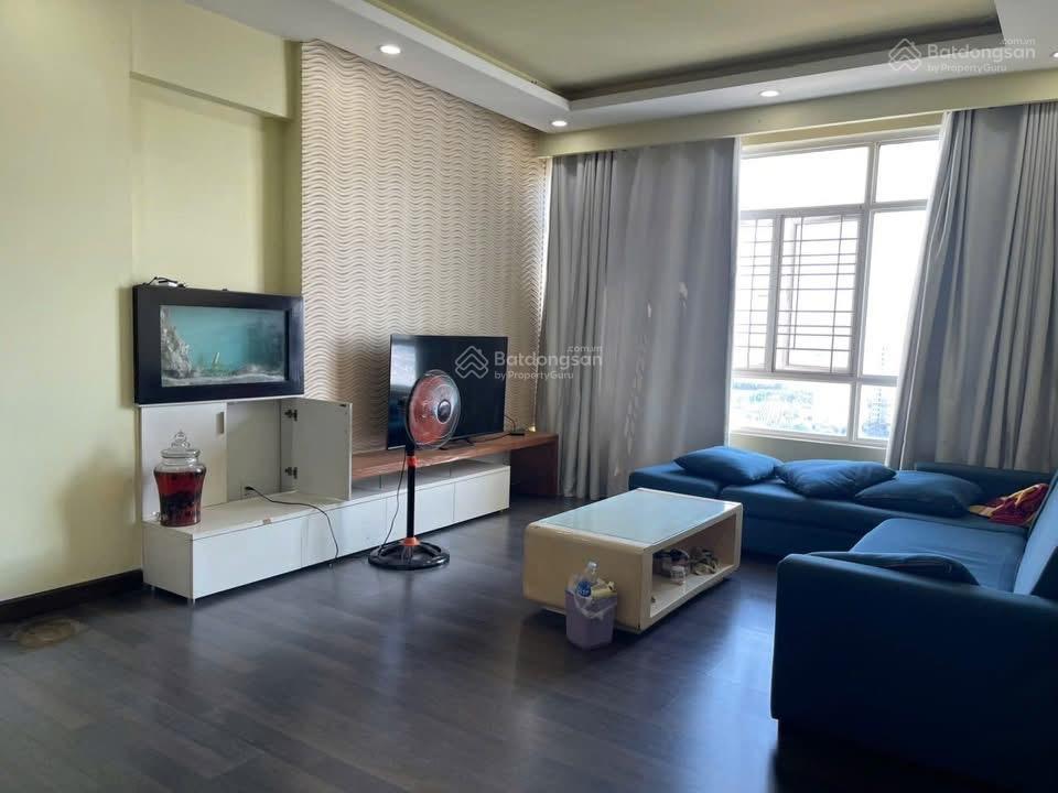 Bán căn hộ chung cư 3pn, 3wc tại phú hoàng anh, giá ưu đãi 4ty350