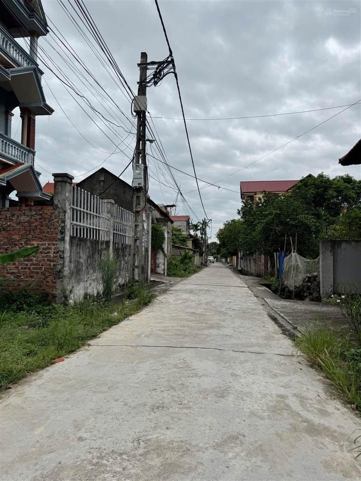 Bán gấp lô đất đẹp tại xuân dục. sát côbg nghiệp sạch.