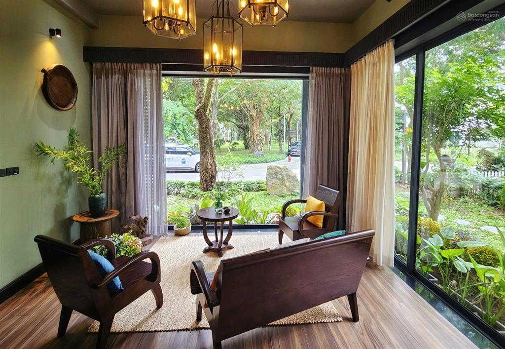 Bán biệt thự song lập mimosa ecopark 226m² full nội thất indochine hướng chính nam 45 tỷ