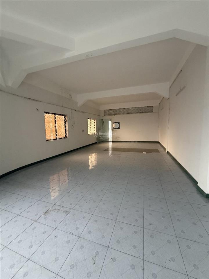 Căn hộ 80m2 chung cư số 360 hồng bàng phường 14 quận 5 ngay ngã tư hồng bàng giao nguyễn thị nhỏ