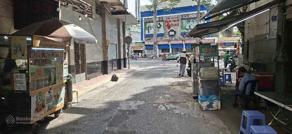 Cần bán gấp trung tâm q5 giáp ngô gia tự, lô góc, cc nguyễn tri phương. dt 106 m2, giá 9.99 tỷ
