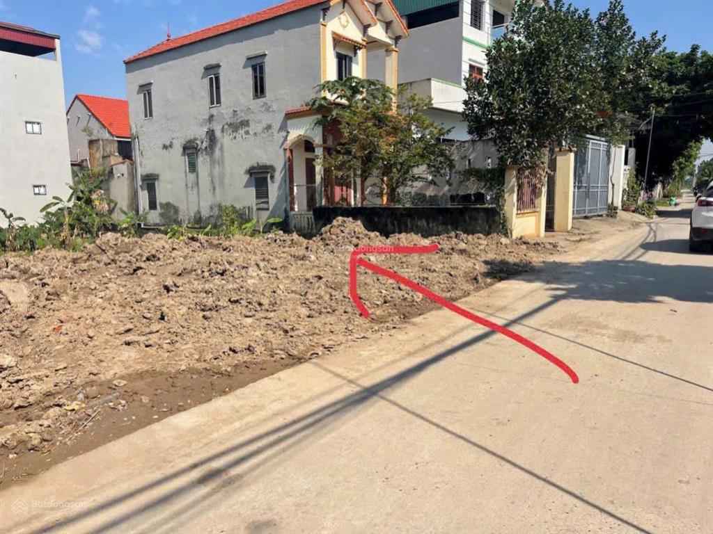 Tôi cần bán mảnh đất thổ cư ở chương mỹ hà nội để lấy tiền kinh doanh dt 110m21 tỷ, mặt đường ô tô