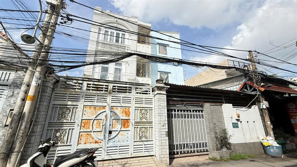 Nhà 3t 215m2 14 phòng cho thuê tại hiệp bình phước