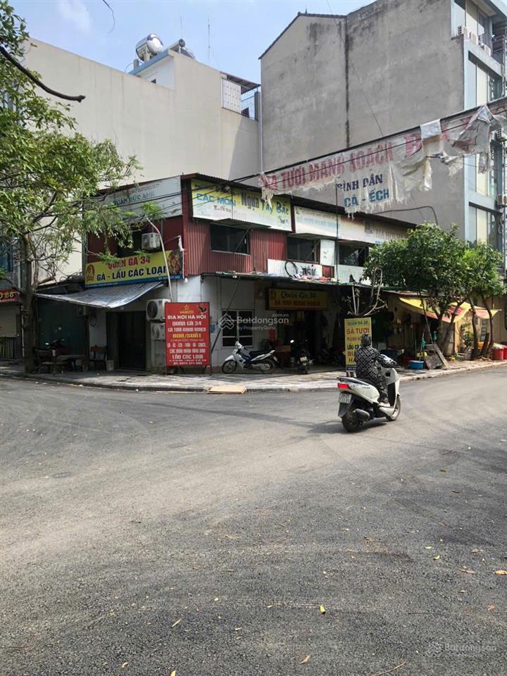 880 triệu, nhà cấp 4 lô góc ô tô tránh cần bán gấp để đi nước ngoại định cư trong tuần này