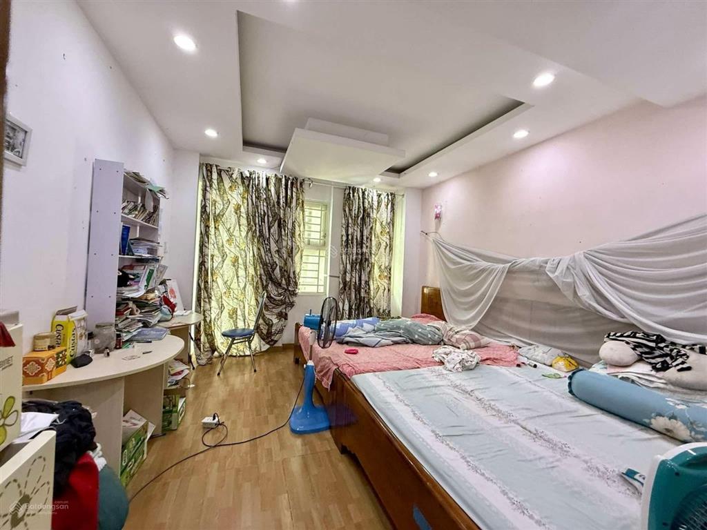 Hẻm xe hơi quay đầu, nhà đẹp gần quang trung, p8 82m2, 4 tầng btct 5pn từ 9tỷ=giảm còn 8,2tỷ tl