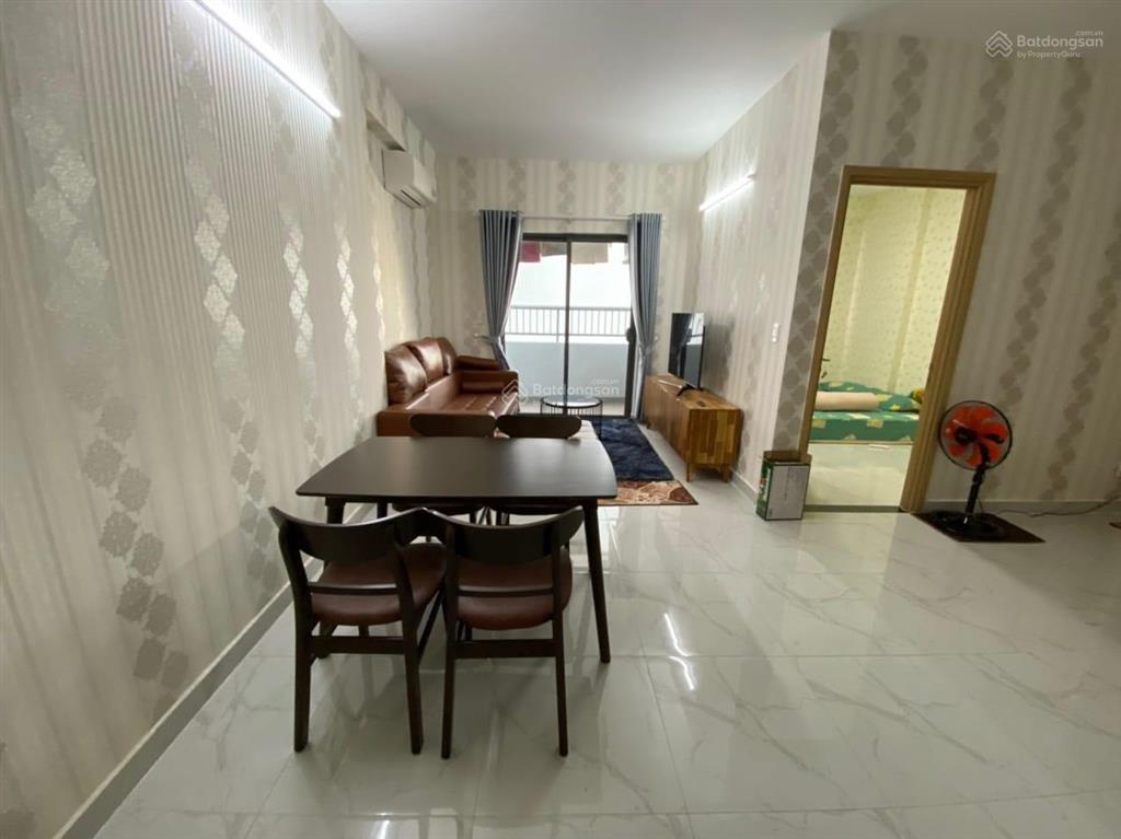 Bán nhanh căn hộ 70m sổ sẵn, full nội thất dọn ở ngay, giá 2.79 tỷ tl