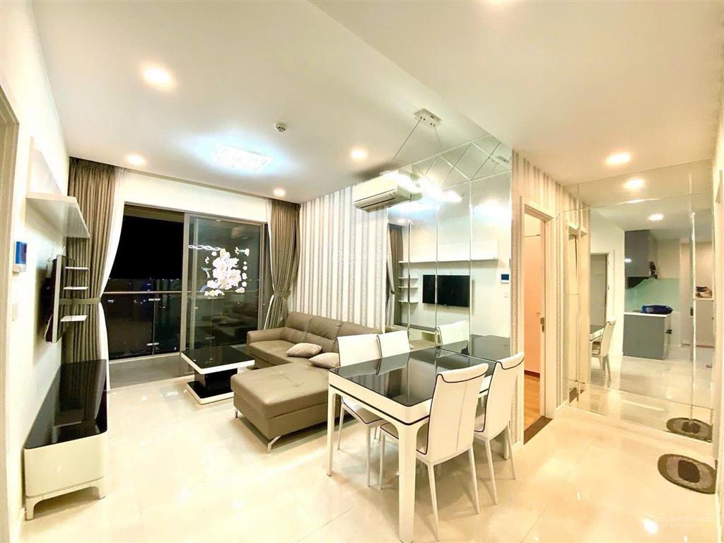 Chủ gửi bán gấp căn hộ ch remax plaza, dt 81m2 gồm 2pn2wc, giá 1 tỷ 980, có nội thất, shr